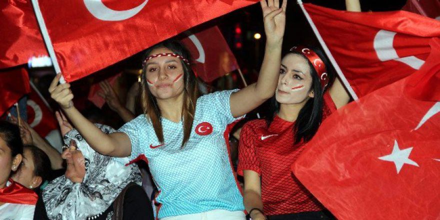 Nevşehir’de Kadınlar Meydanları Boş Bırakmıyor