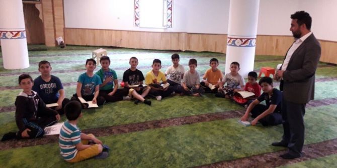 Hem Eğleniyor Hem Kur’an Öğreniyorlar
