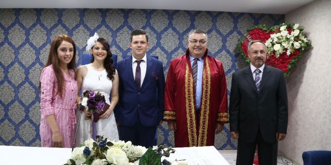 Başkan Kesimoğlu’ndan Genç Çifte Sürpriz