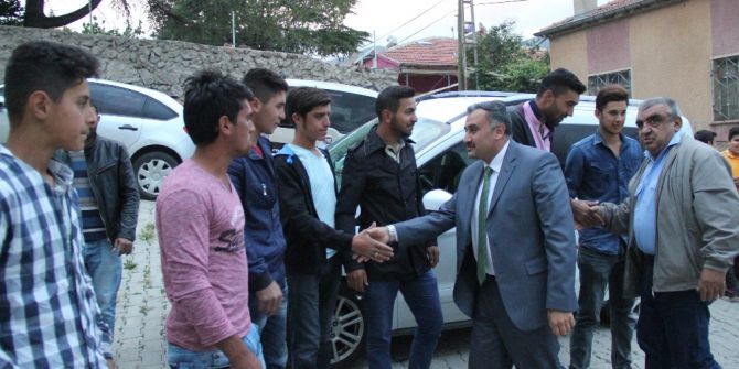 Öksüt Mahallesinde İftar Yemeği