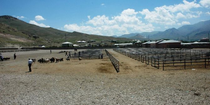 Et Fiyatları Canlı Hayvan Pazarını Vurdu