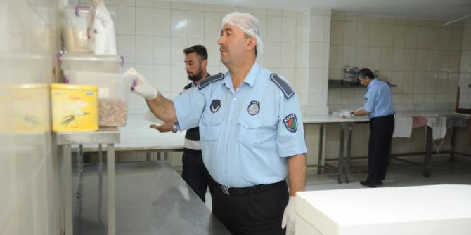 Kepez Zabıtası Bayram Denetiminde