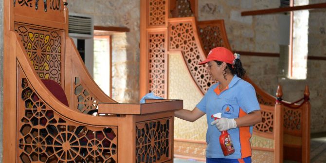 Yivli Minare Cami Bayrama Hazır