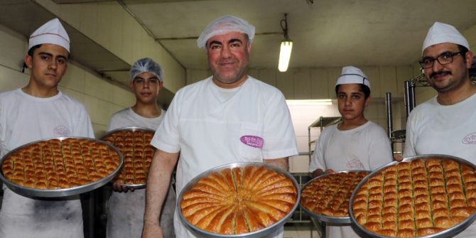 Baklavacıların Bayram Mesaisi