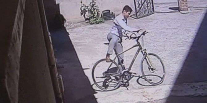 Kilitli Bisikleti 10 Saniyede Çaldı