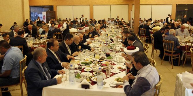 Tika’nın Lübnan’da Kurduğu Gönül Sofrası Mardinli Aileleri Ağırladı