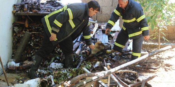 Bahçedeki Yangın Eve Sıçramadan Söndürüldü