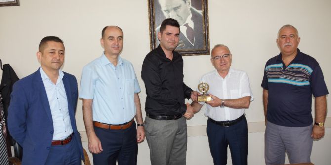 Aydın’da Mayıs Ayının Şoförü Ödülünü Aldı