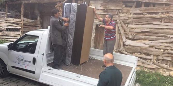 Eşyaları Yanan Aileye Manisa Büyükşehir’den Yardım Eli