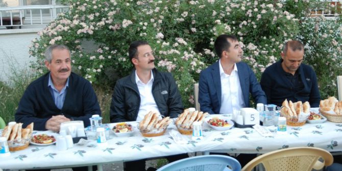 Adilcevaz’da Güvenlik Güçleri Ve Muhtarlara İftar Yemeği Verildi