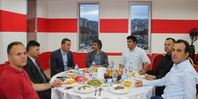 Kaymakam Turan, Muhtarlarla İftarda Buluştu