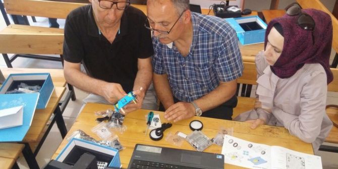 Biga’da Öğretmenlere Kodlama Eğitimi