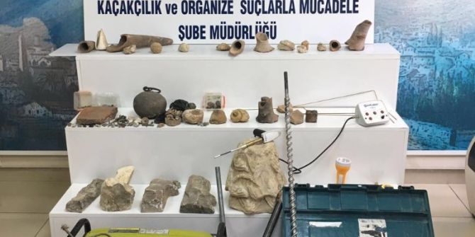 Hatay’da Tarihi Eser Kaçakçılarına Baskın