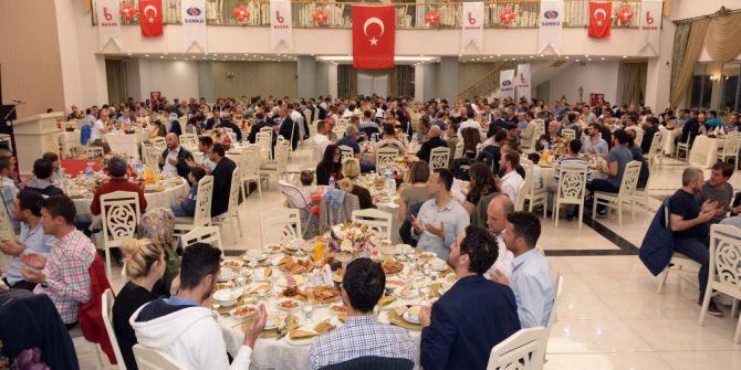 Başak Traktör Çalışanları İftarda Buluştu