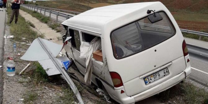 Çorum’da Trafik Kazası: 4 Yaralı