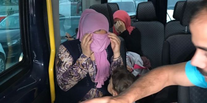 Dilencilikten Topladığı Paraları Ekmeğin İçine Saklamış