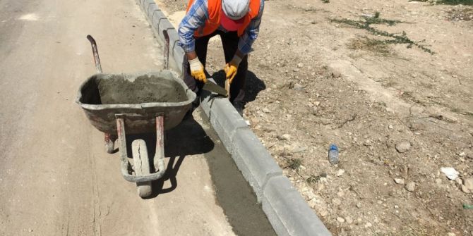 Sümerevler Mahallesinde Kaldırım Çalışması