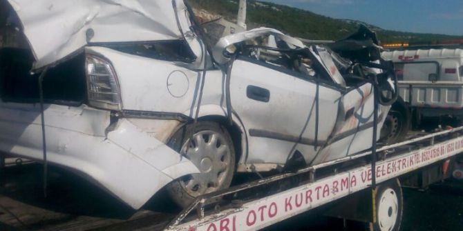 Tarsus’ta Trafik Kazası: 3 Ölü, 3 Yaralı