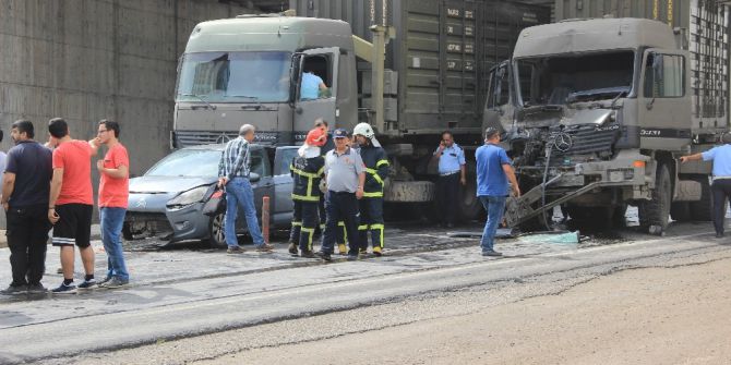Gaziantep’te Askeri Konvoyda Kaza: 1 Asker Yaralı