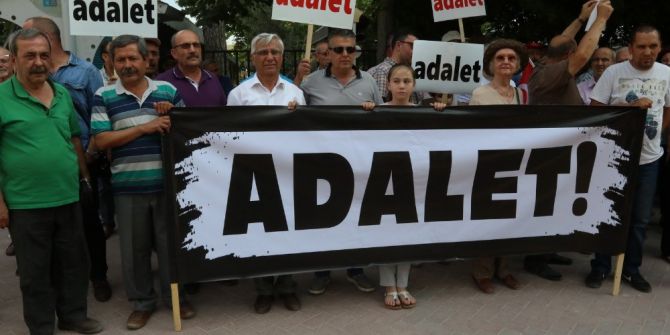 Genel Başkanları Yürüdü, Onlar Oturdu