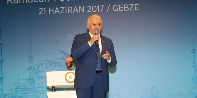 Başbakan Yıldırım: “Yolları Böleriz Ama Türkiye’yi Böldürtmeyiz”