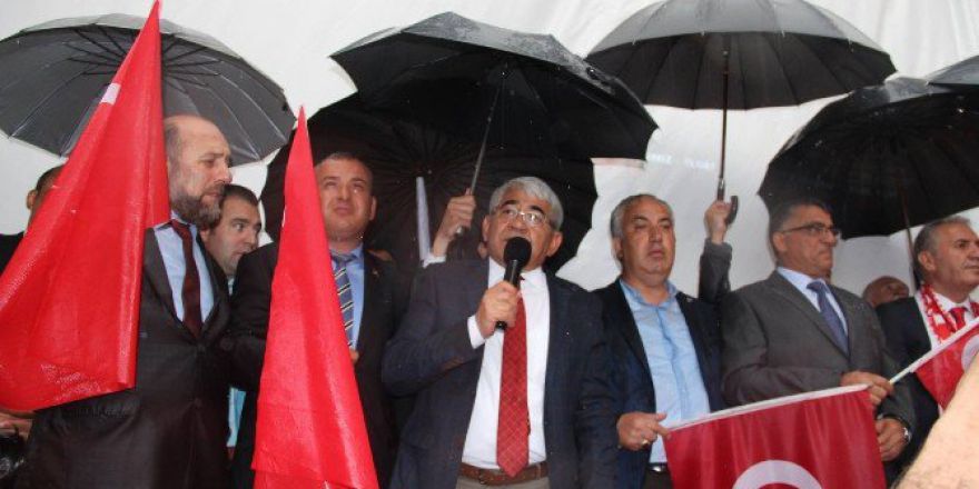 Kars’ta Demokrasi Nöbeti Devam