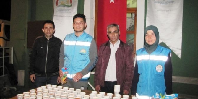 Hisarcık İlçe Tarım’dan Kadir Gecesinde Çikolata, Kek Ve Meyve Suyu İkramı