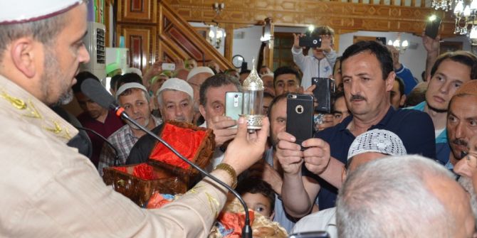 Alaplı’da Sakal-ı Şerif İzdihamı