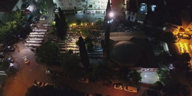 Akhisar’da Kadir Gecesine Büyük İlgi