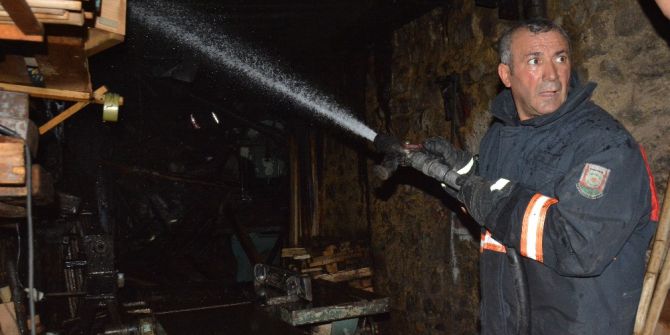 Siverek’te Marangoz Atölyesinde Yangın
