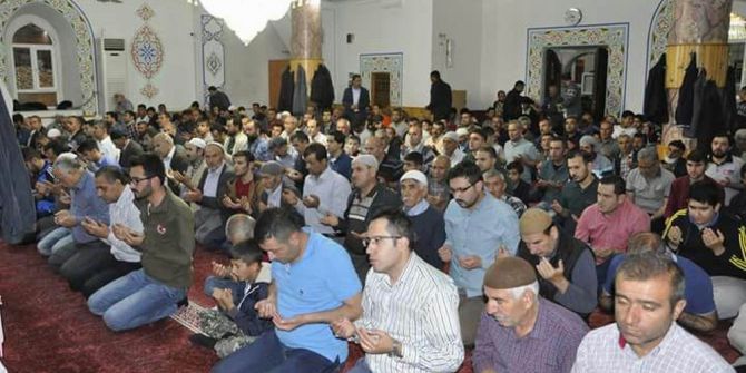 Gürün’de Kadir Gecesi Coşkusu