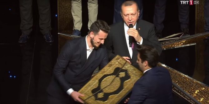 Bursalı Hafız Yarışmada 3. Oldu, Ödülünü Cumhurbaşkanı’ndan Aldı