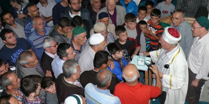 Kadir Gecesinde Sakal-ı Şerif Coşkusu