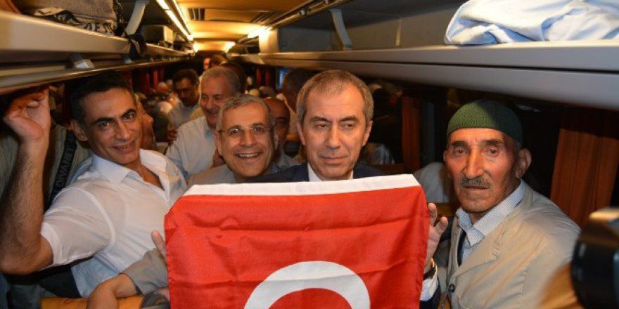 Iğdır’da Hacı Adayları Kutsal Topraklara Uğurlandı