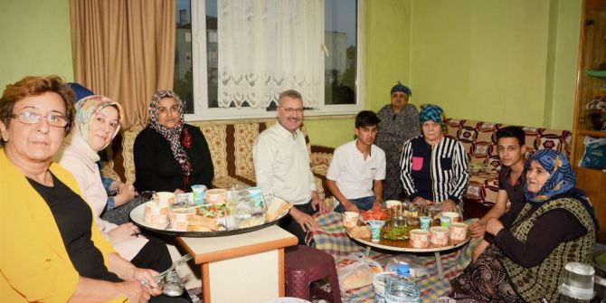 Karacabey Belediyesi’nin Ramazan Etkinliklerine Tam Not