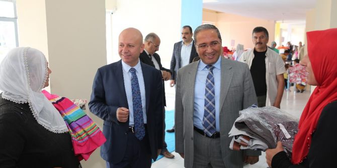 Yenilikçi Belediyeden Dev Sosyal Market Hizmeti