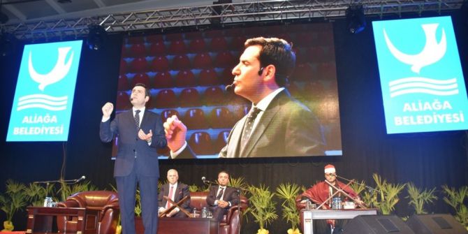 Aliağa’da Vatandaşlar Camiye Akın Etti