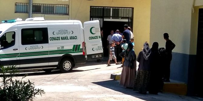 Bayram Alışverişinde Vurulan Kadın Öldü