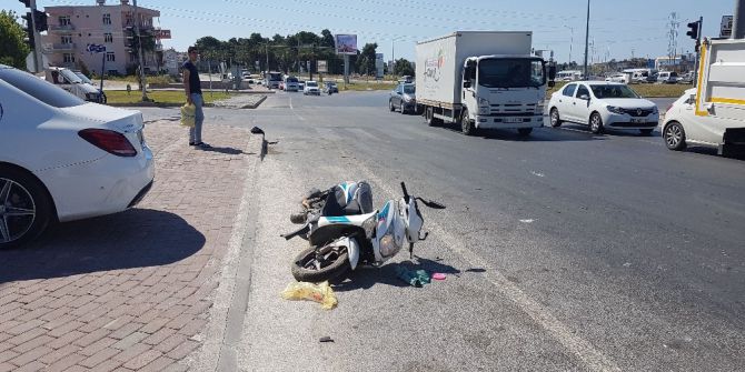 Otomobil Motosiklete Çarptı: 1 Yaralı