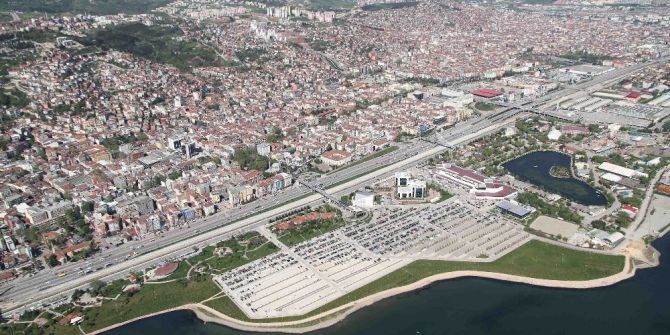 Sahile 5 Yıldızlı Otopark