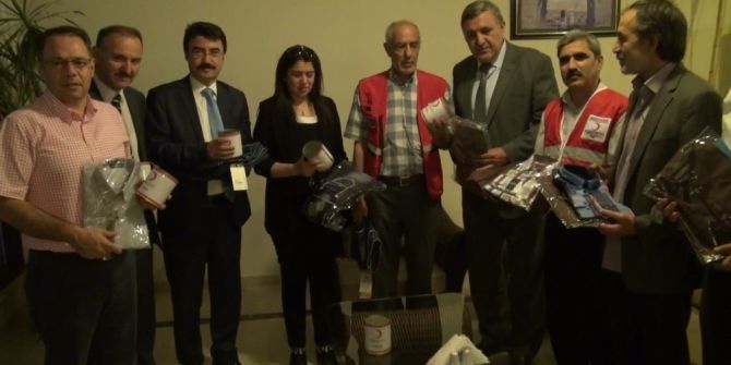 Kızılay’dan Öğrencilere Bayram Hediyesi