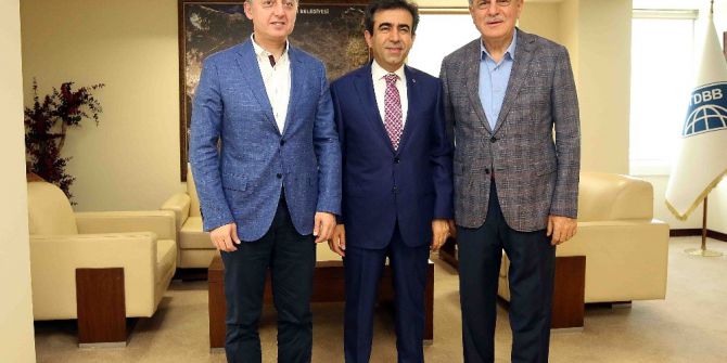 Vali Güzeloğlu’ndan Başkan Karaosmanoğlu’na Veda Ziyareti