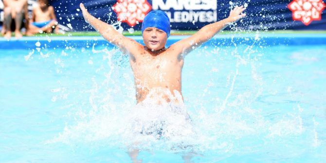 Karesi’de Havuzlar Bu Yıl 13 Bin Çocuğu Ağırlayacak