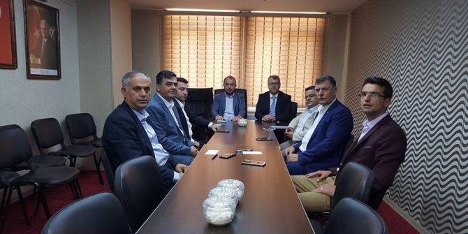 Ak Partili Belediye Başkanları Bir Araya Geldi