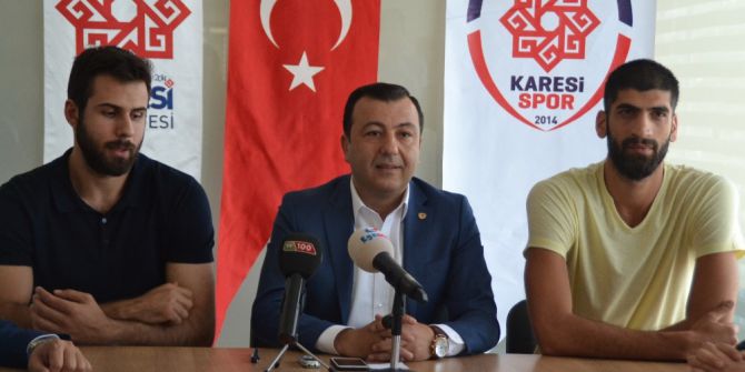 Karesispor’da İmzalar Atıldı