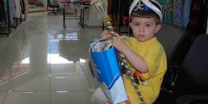 Bağcılar’da “Bayramlıklar Hayır Çarşısı’ndan”