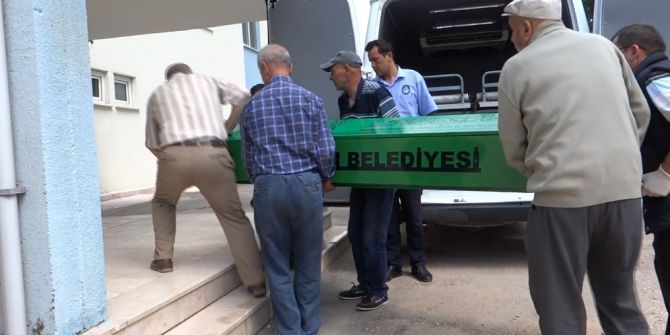 Yalnız Yaşayan 84 Yaşındaki Yaşlı Adam Evinde Ölü Bulundu