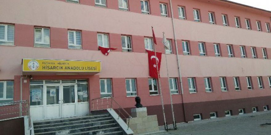 Hisarcık Anadolu Lisesi’nin Adı ’15 Temmuz Demokrasi Şehitleri Anadolu Lisesi’ Olarak Değiştirildi