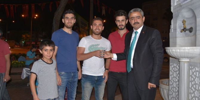 Nazilli Belediyesi, Kadir Gecesini İkramlarla Taçlandırdı