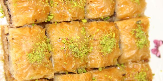 Diyabet Hastaları Da Ağız Tadı İle Baklava Yiyebilecek